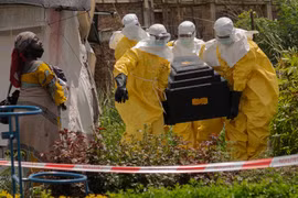 Diễn biến mới nhất dịch Ebola bùng phát tại châu Phi