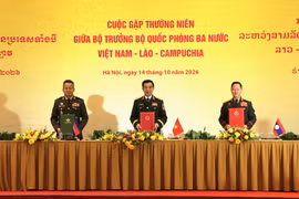 Hợp tác quốc phòng là trụ cột quan trọng trong quan hệ Việt Nam - Lào - Campuchia
