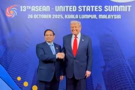 Thủ tướng Phạm Minh Chính gặp Tổng thống Hoa Kỳ Donald Trump