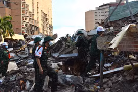 Đoàn cứu hộ Việt Nam tìm thấy 11 nạn nhân động đất tại Venezuela