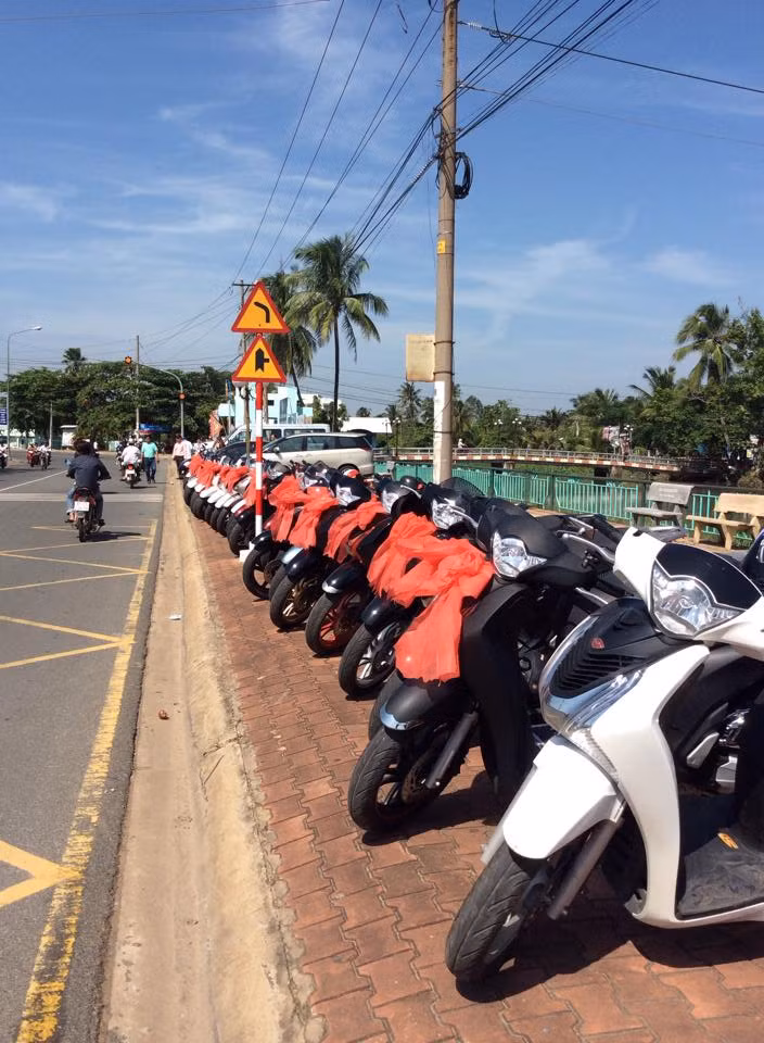 Chiếc nào nhìn cũng đẳng cấp và cực chất.
