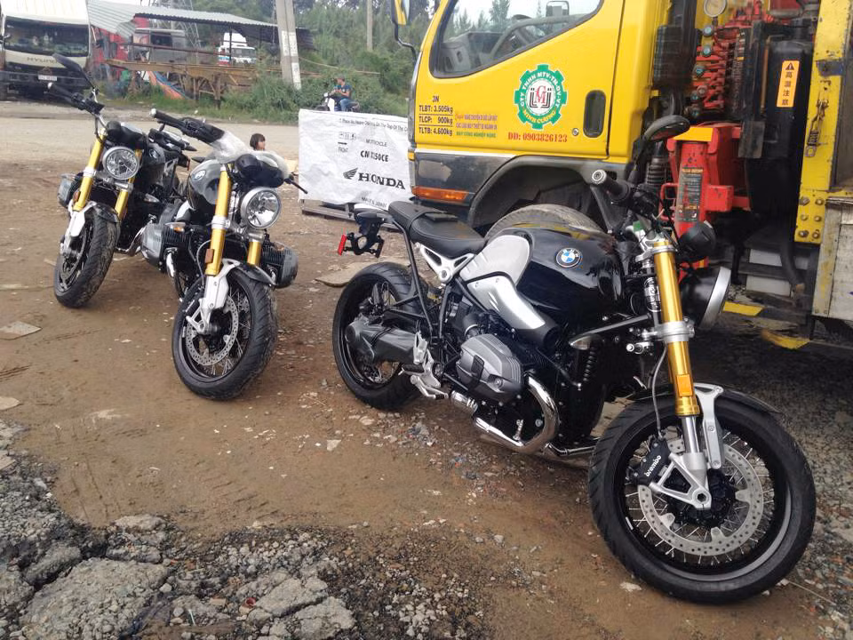 BMW R NineT trang bị động cơ xi-lanh nằm ngang dung tích 1.170 phân khối. Công suất của xe là 110 mã lực tại vòng tua máy 7.750 vòng/phút và mô-men xoắn 119 Nm tại 6.000 vòng/phút.