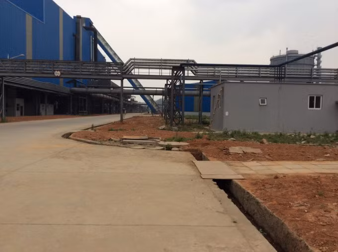 Một góc của Nhà máy gang thép Việt-Trung.