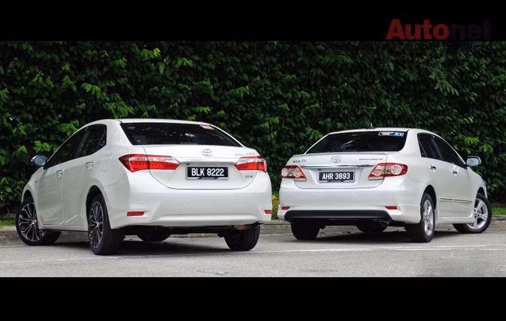 Theo Toyota, thiết kế trên giúp khoang để chân của mẫu xe mới (xe trái) lớn hơn, tạo tư thế ngồi thoải mái hơn.