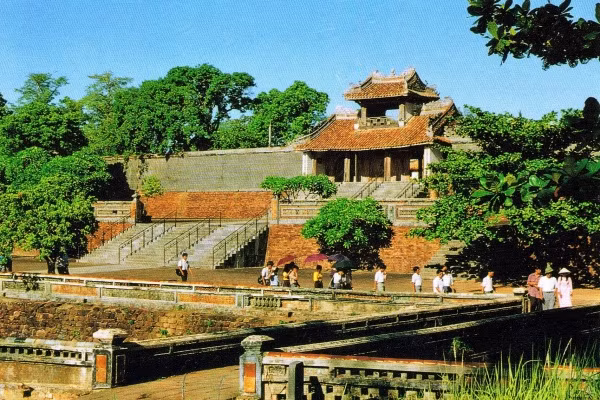 Tour Đà Nẵng - Hội An - Bà Nà - Huế 4 ngày 3 đêm giá còn 3,95 triệu đồng. Ảnh: Cảnh xứ Huế.