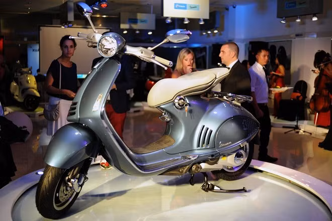 Vespa 946 Bellissima.