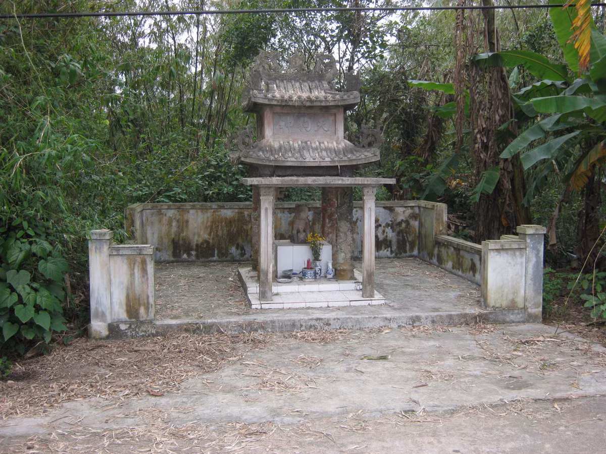 Miếu thờ Thần Cẩu.