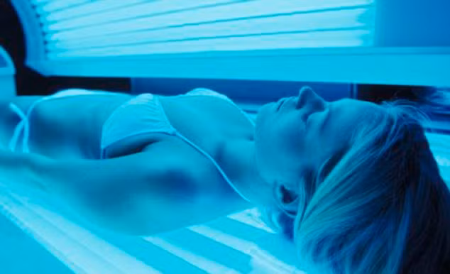 Những người sử dụng sunbed làm tăng 20 % nguy cơ phát triển các khối u ác tính, so với những người không dùng.