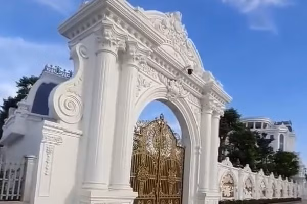 Cặp biệt thự hàng chục triệu đô và thú chơi sang của đại gia Phát “Dầu” ảnh 9