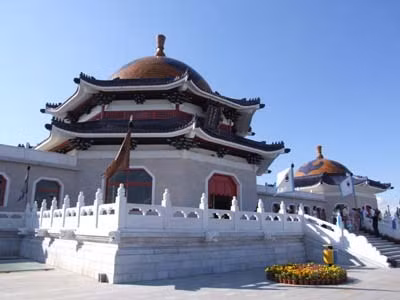 Lăng Thành Cát Tư Hãn.