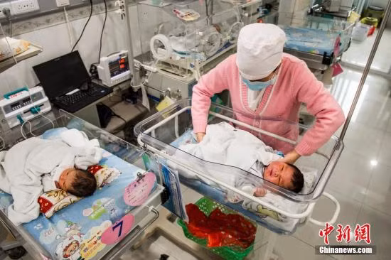 Sau khi sinh cả cháu bé và mẹ đều có sức khỏe tốt.