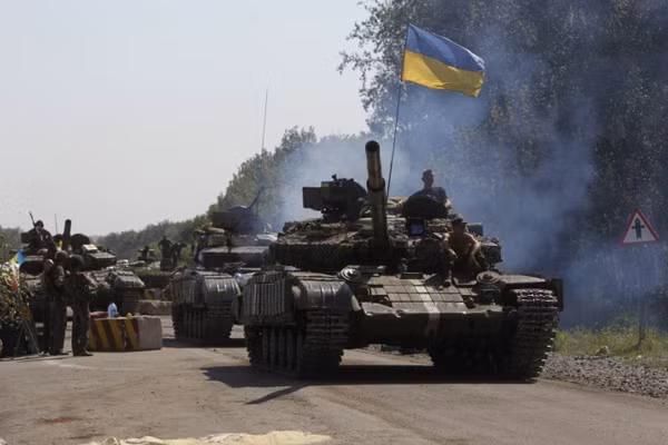 Xe tăng T-64BV của Quân đội Ukraine ở miền đông.