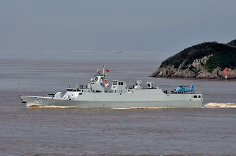 Tàu hộ vệ Type 056 với trực thăng Z-9E ở đuôi.