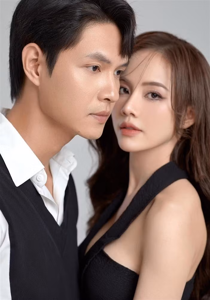 Cặp đôi mới nhất của phim truyền hình Việt là Minh Thu và Tô Dũng. Họ hẹn hò từ năm 2023 nhưng chính thức công khai từ tháng 3/2024.