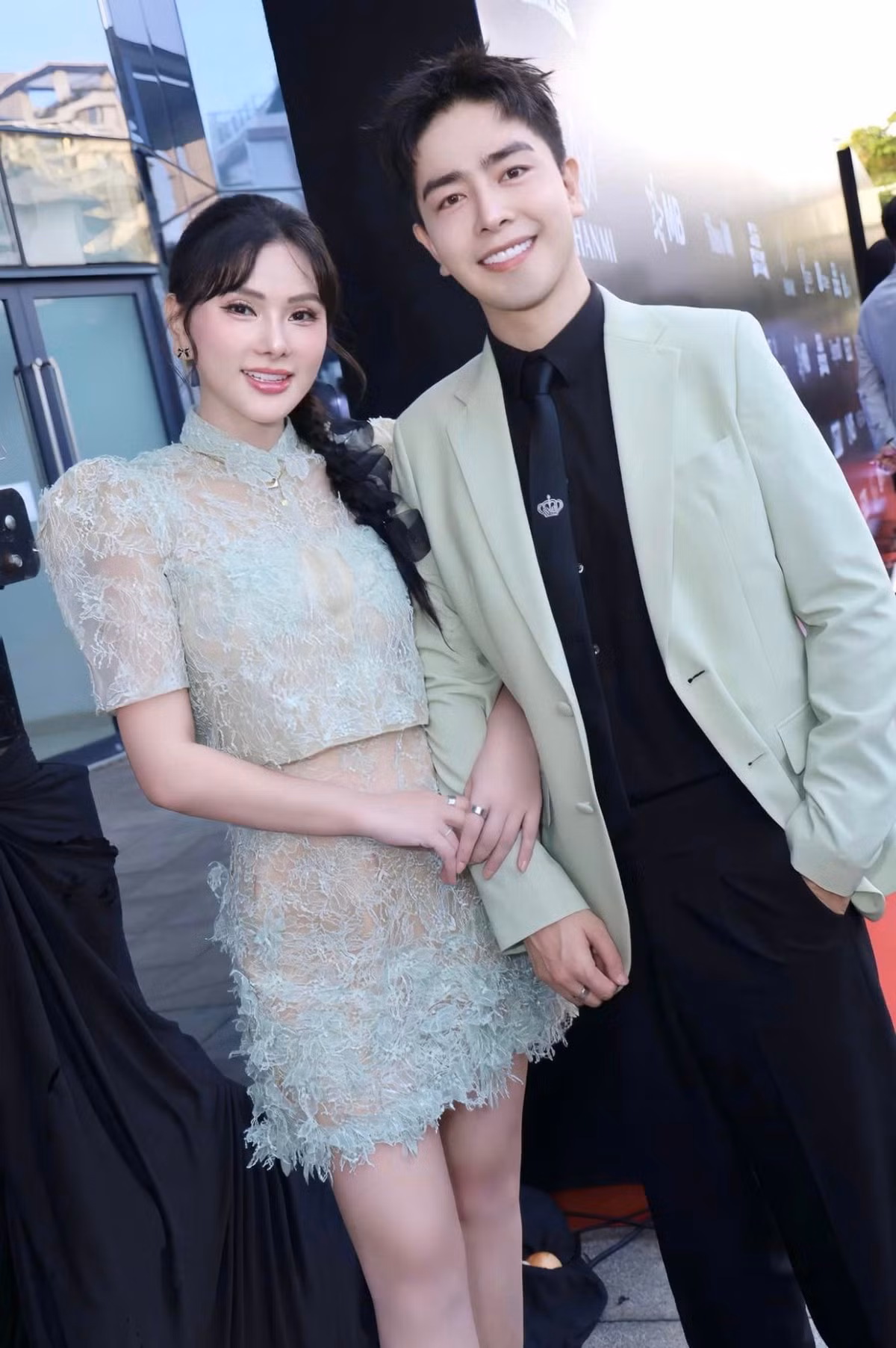 Thu Thuy sau ket hon lan 2: Len chuc CEO, vien man ben chong-Hinh-3