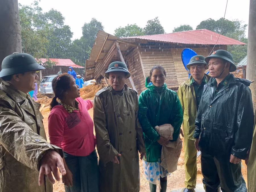 Cuộc gọi lúc nửa đêm của Phó chủ tịch tỉnh tới Bộ trưởng Quốc phòng ảnh 3