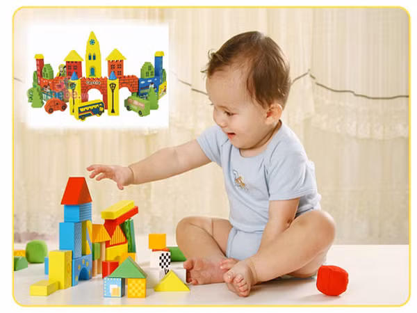 Tất nhiên không thể để tuổi thơ của con bị đánh mất nếu hạn chế đa số các loại đồ chơi. Vậy, hãy hiểu cá tính và sở thích của con để mua một món đồ chơi phù hợp. Bên cạnh đó, bạn cũng nên hướng dẫn bé chơi thế nào là "quy củ" nhất.
