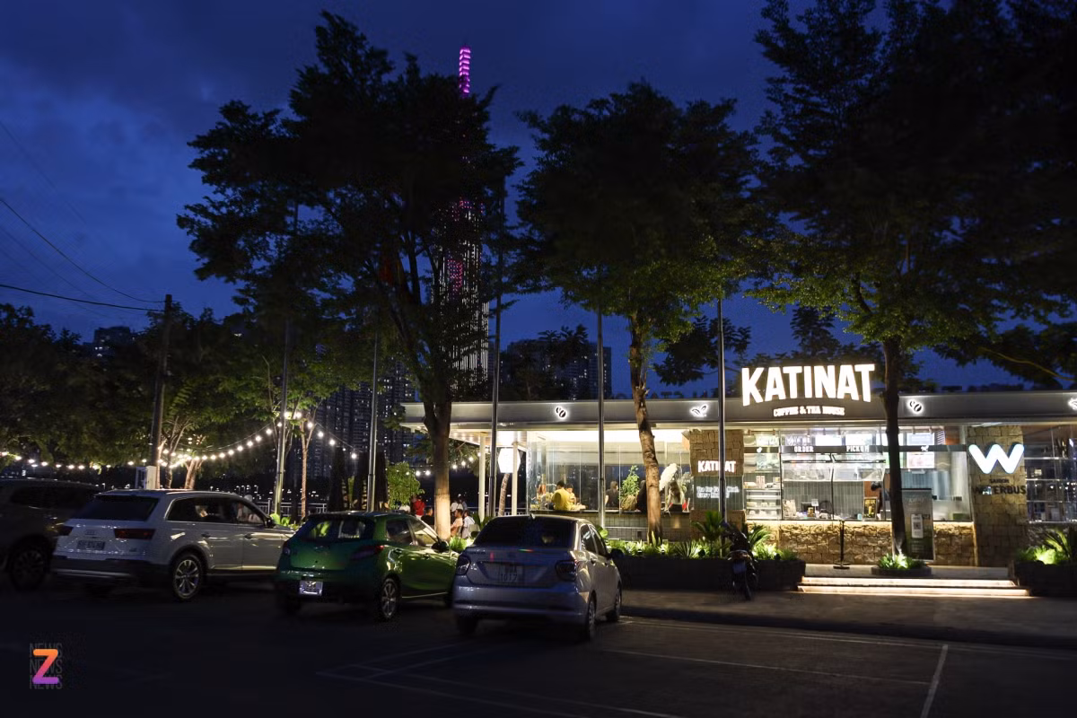 Katinat bến Bình An cũng là điểm đến yêu thích của giới trẻ, nhất là vào buổi tối.