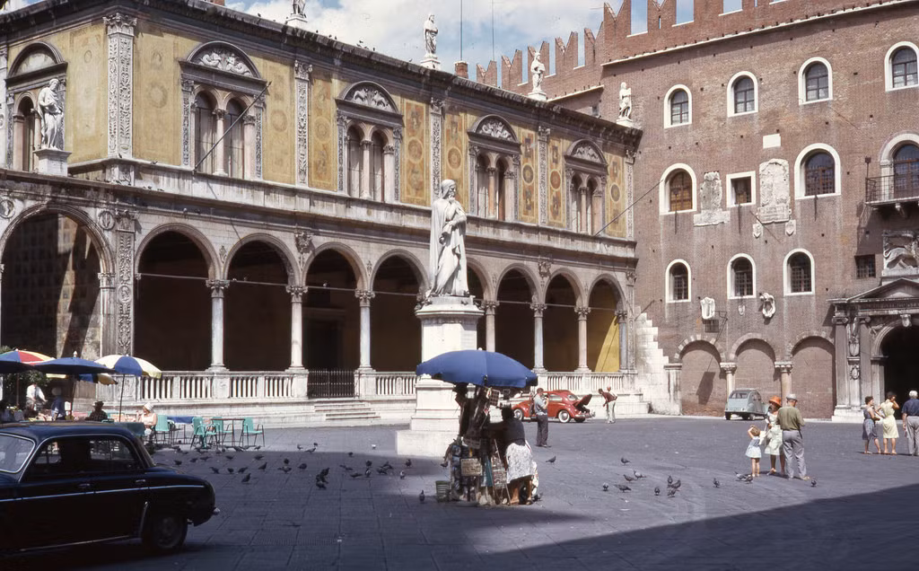 Quảng trường Signori, Verona, 1962.