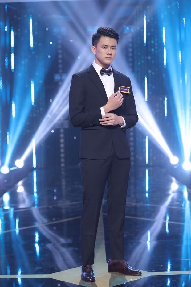 Hot boy noi dinh dam Nguoi Ay La Ai bi to “lam mau“-Hinh-3