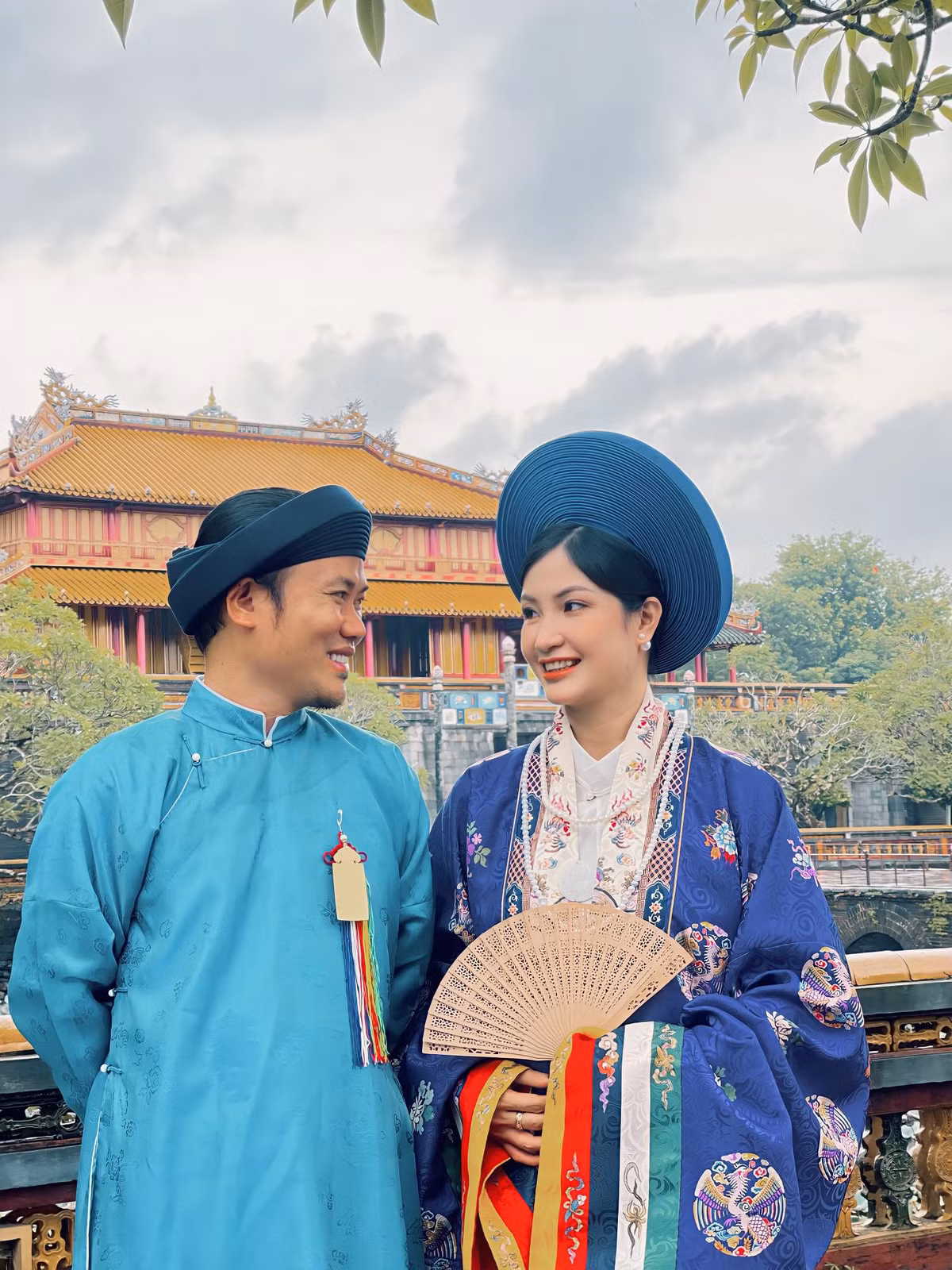 Hon nhan 12 nam mat ngot voi vo tre sinh 5 con cho Vuong Rau-Hinh-3