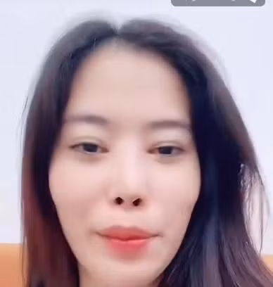 Nam Em lan dau thua nhan 'tham my hong' mot diem tren guong mat-Hinh-2