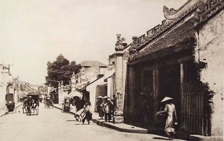 Một góc phố Hàng Bạc xưa.
