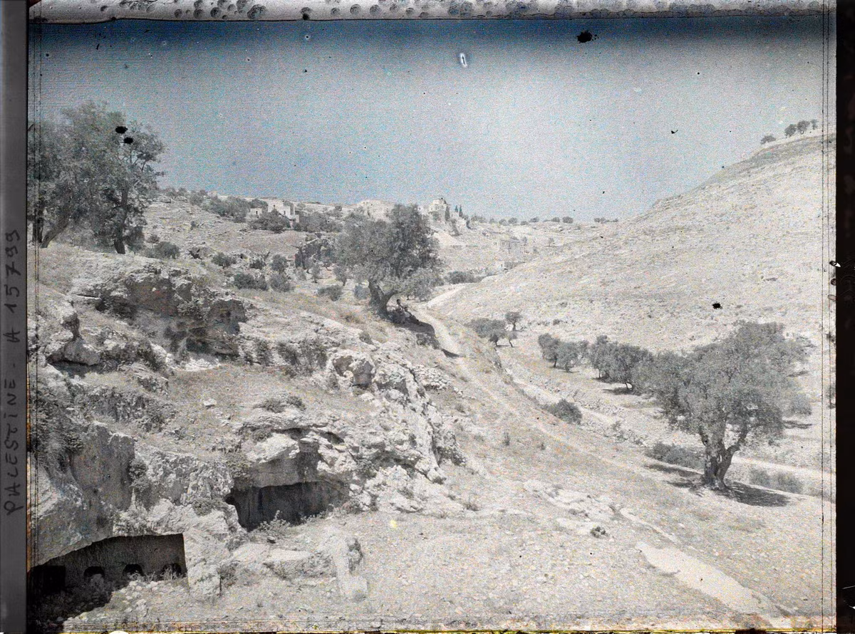 Phong cảnh ở Thung lũng Hinnom, một thung lũng lịch sử nằm ở phía Tây và Tây Nam Jerusalem cổ.