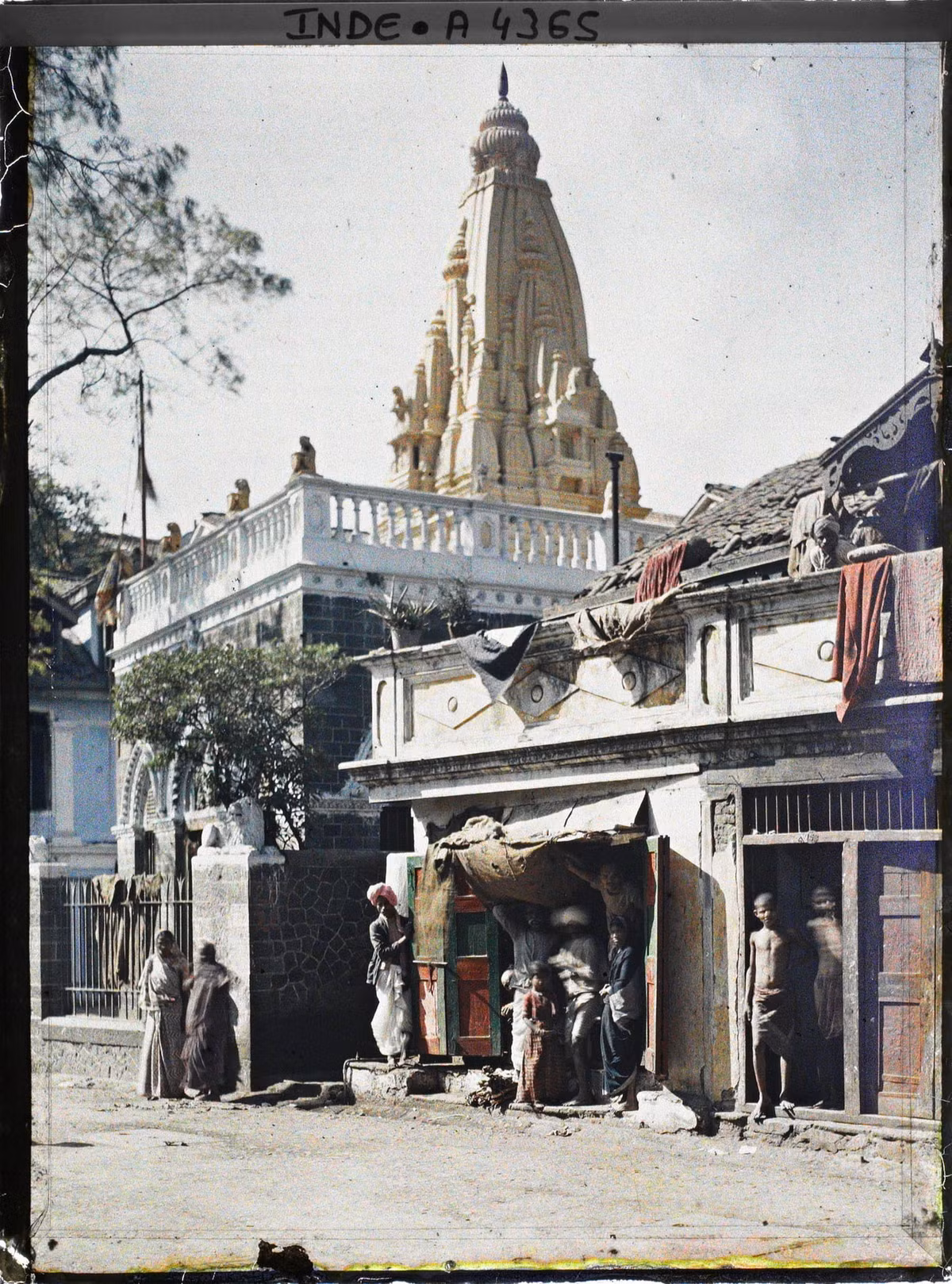 Ngôi đền thờ thần Hanuman ở Bombay.