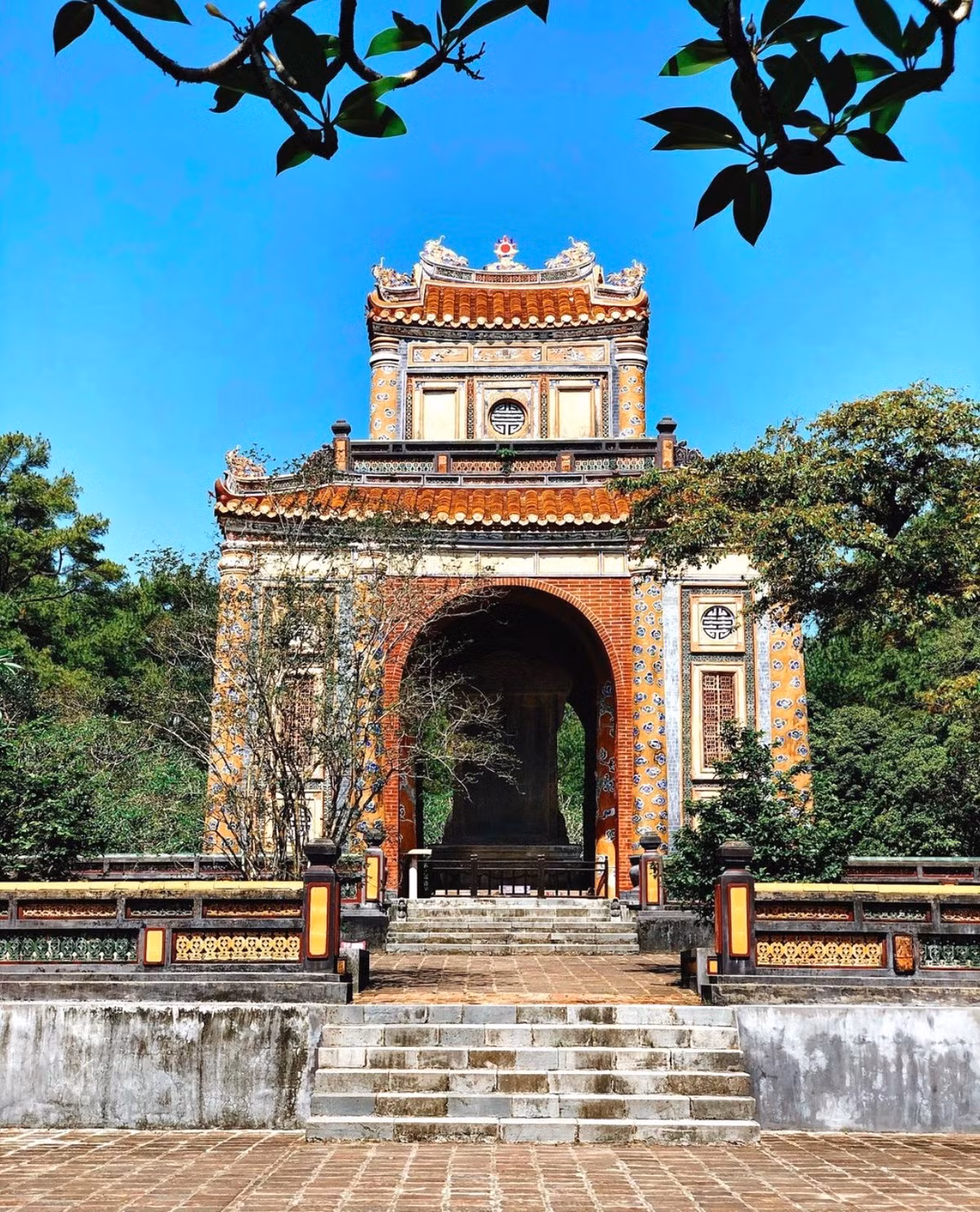 Hue co bao nhieu lang tam cua cac vua trieu Nguyen?-Hinh-2