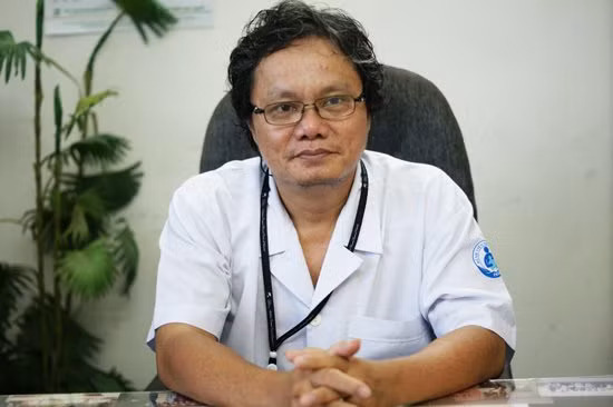BS Truong Huu Khanh chi viec cha me can lam khi con thanh F0