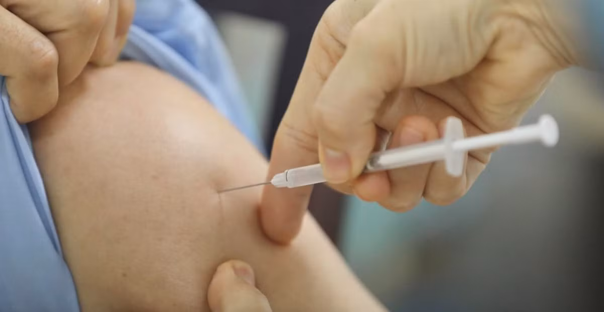 5 luu y quan trong sau tiem vaccine COVID-19
