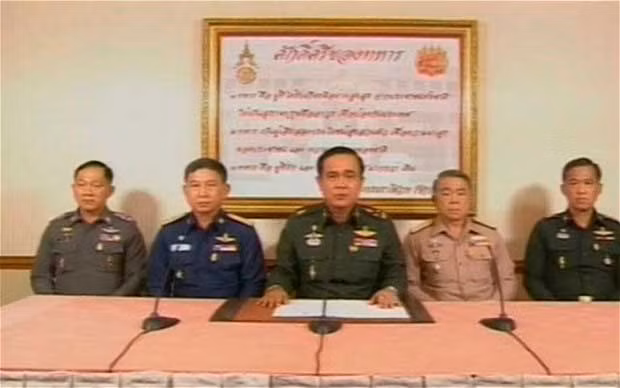 Chính quyền quân sự Thái Lan do Tướng Prayuth Chan-ocha trong ngày tuyên bố đảo chính.