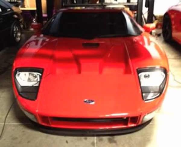 Ford GT: Cũng là một trong những chiếc xe từ loạt phim Fast &amp; Furious