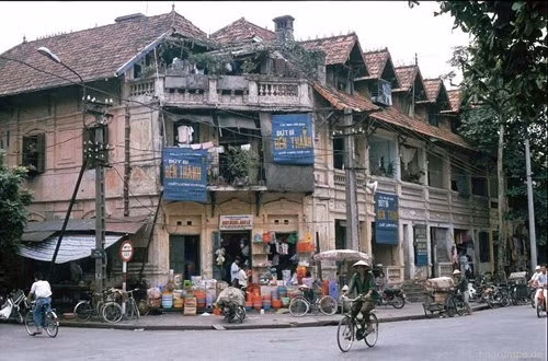 Ngã ba Phùng Hưng - Bát Đàn.