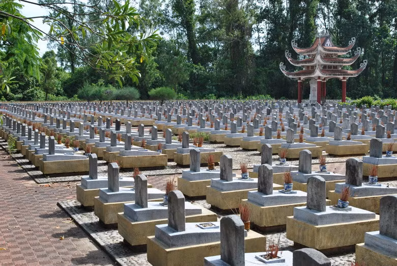 Xuc dong nhung dia diem thieng lieng cua liet si Viet Nam