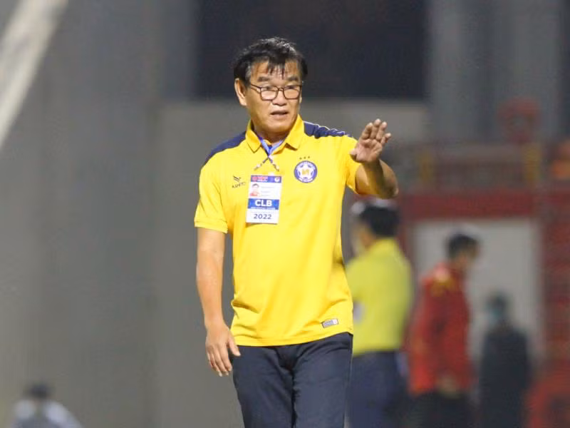 SHB Da Nang co nen thay tuong?