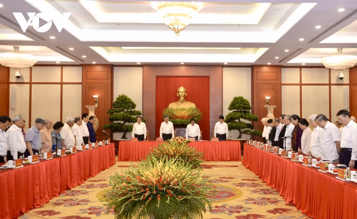 Tong Bi thu, Chu tich nuoc gap mat lanh dao, nguyen lanh dao Dang, Nha nuoc-Hinh-2