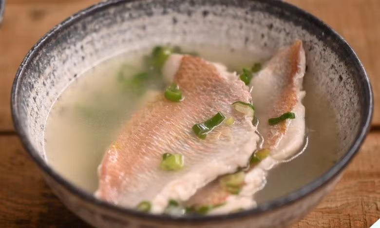 Nau canh ca cho ti “cay cay”, noi canh thom phuc, me chong khen-Hinh-4