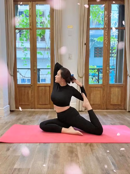 Từng tăng gần 30kg trong thời gian mang thai, Phan Như Thảo và hành trình 8 năm kiên trì lấy lại dáng chuẩn-6