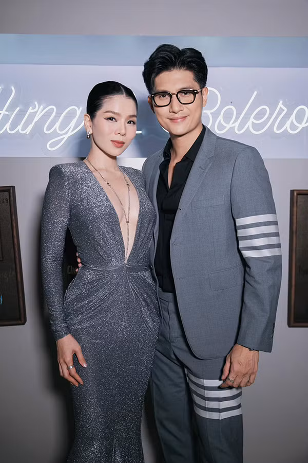 Hiện tại, sau hôn nhân đổ vỡ Lệ Quyên có cuộc sống bình yên bên bạn trai kém tuổi. Cả 2 thường xuất hiện hạnh phúc bên nhau ở nhiều sự kiện. Tình cảm của họ luôn mặn nồng ấm áp.