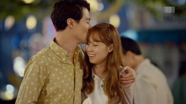 Chồng lười âu yếm khi "yêu", vợ xấu hổ khi biết được sự thật - Hình 2 Chong luoi au yem khi