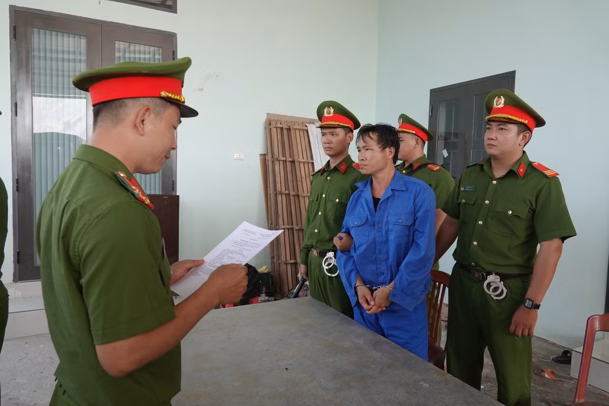 Thông tin mới vụ nhận hối lộ ở trung tâm đăng kiểm - Hình 3 Thong tin moi vu nhan hoi lo o trung tam dang kiem-Hinh-3