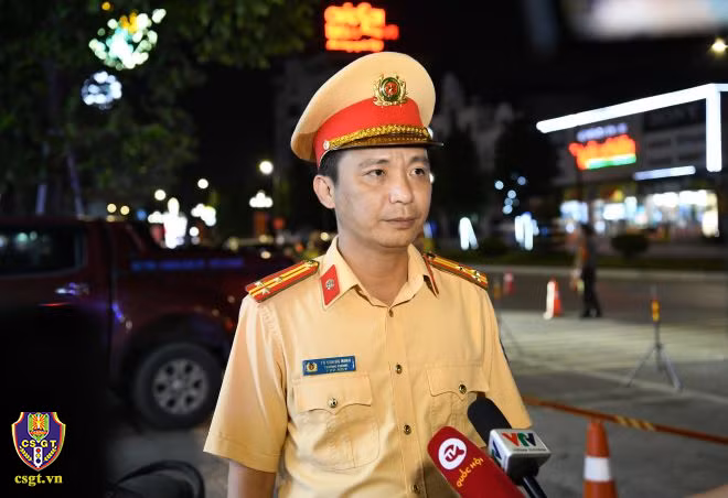 Bộ CA lấy ý kiến khen thưởng 1 Thượng tá thuộc Cục CSGT Bo CA lay y kien khen thuong 1 Thuong ta thuoc Cuc CSGT