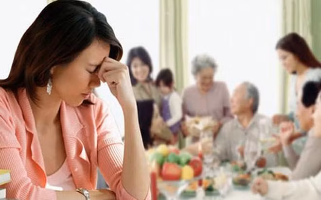 Chỉ rửa bát bưng mâm, tôi đã “đánh rơi” cái Tết Chi rua bat bung mam, toi da “danh roi” cai Tet