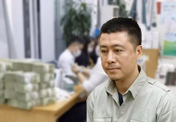 Cơ quan chức năng chỉ rõ, tại văn bản số 851 ngày 20/11/2019 của Cơ quan ANĐT Công an tỉnh Phú Thọ có nội dung, “Cơ quan điều tra đã tiếp xúc, vận động Phan Sào Nam viết thư gửi gia đình Lê Văn Kiên để vận động đối tượng đầu thú. Kết quả, sau khi được gia đình thông báo về việc Phan Sào Nam viết thư vận động cùng với sự tác động của Cơ quan An ninh điều tra..., ngày 20/10/2019, Kiên đã về nước đầu thú”.(Lê Văn Kiên là đồng phạm của Phan Sào Nam trong việc tổ chức đường dây đánh bạc và bỏ trốn sang Philippines - PV).