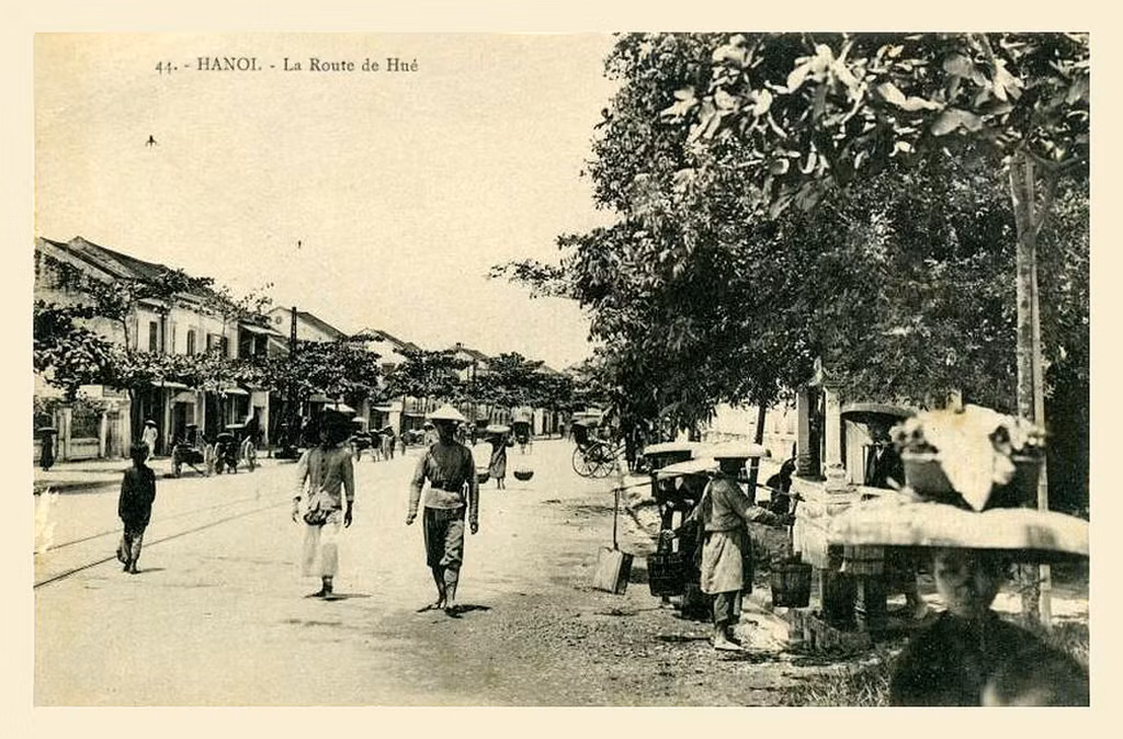 Phố Huế.