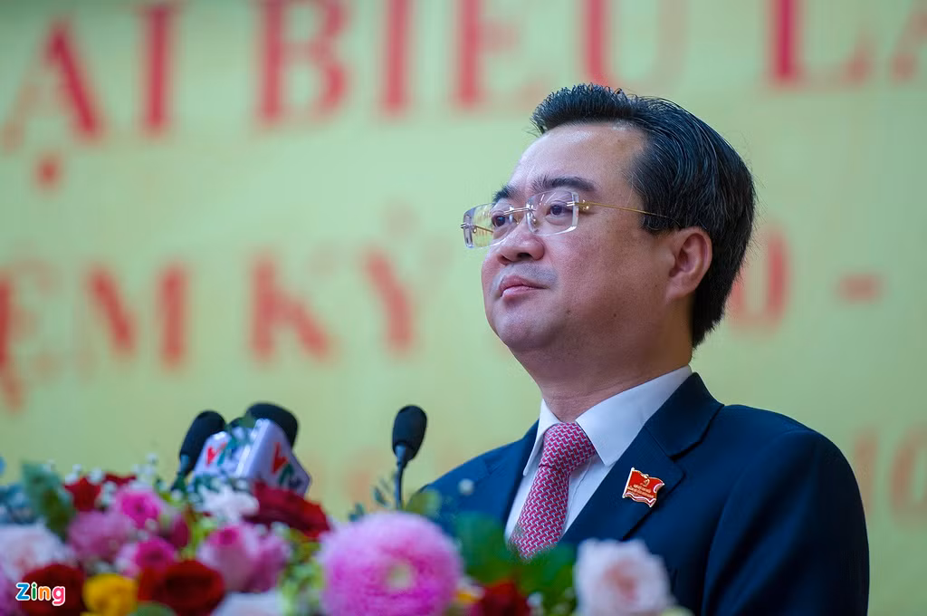 Phát biểu khai mạc, Bí thư Tỉnh ủy Kiên Giang Nguyễn Thanh Nghị cho biết 5 năm qua Đảng bộ, dân, quân trong tỉnh đã nỗ lực phấn đấu thực hiện hoàn thành hầu hết chỉ tiêu, nhiệm vụ Đại hội X đề ra. Tỉnh có bước phát triển khá nhanh và toàn diện trên các lĩnh vực. Nổi bật là duy trì tốc độ tăng trưởng kinh tế khá, cơ cấu kinh tế chuyển dịch tích cực.
