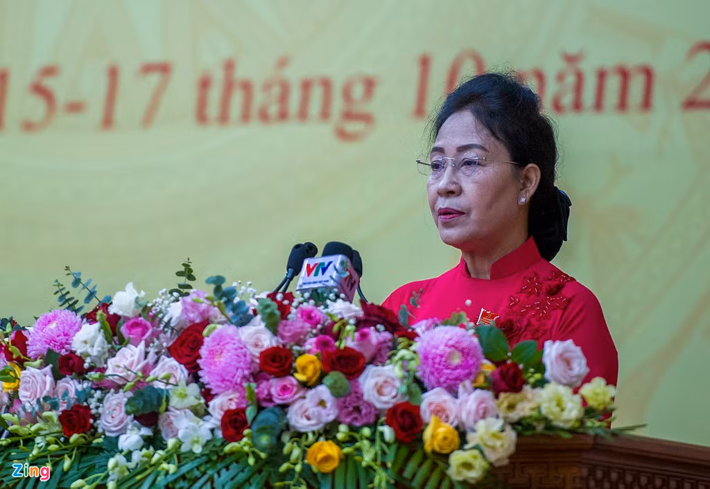 Tóm tắt báo cáo chính trị trình đại hội, Phó bí thư Tỉnh ủy Kiên Giang Đặng Tuyết Em cho biết trong nhiệm kỳ qua kinh tế của tỉnh tiếp tục phát triển ổn định, duy trì tốc độ tăng trưởng khá, cơ cấu kinh tế chuyển dịch đúng hướng. Tốc độ tăng trưởng kinh tế bình quân đạt 7,22%/năm. Quy mô nền kinh tế của tỉnh Kiên Giang từ 47.076 tỷ đồng vào đầu nhiệm kỳ đã tăng mạnh lên 71.755 tỷ đồng vào năm 2020...