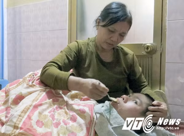 Những phận người chưa một lần biết Tết bởi chất độc da cam - Hình 2 Nhung phan nguoi chua mot lan biet Tet boi chat doc da cam-Hinh-2